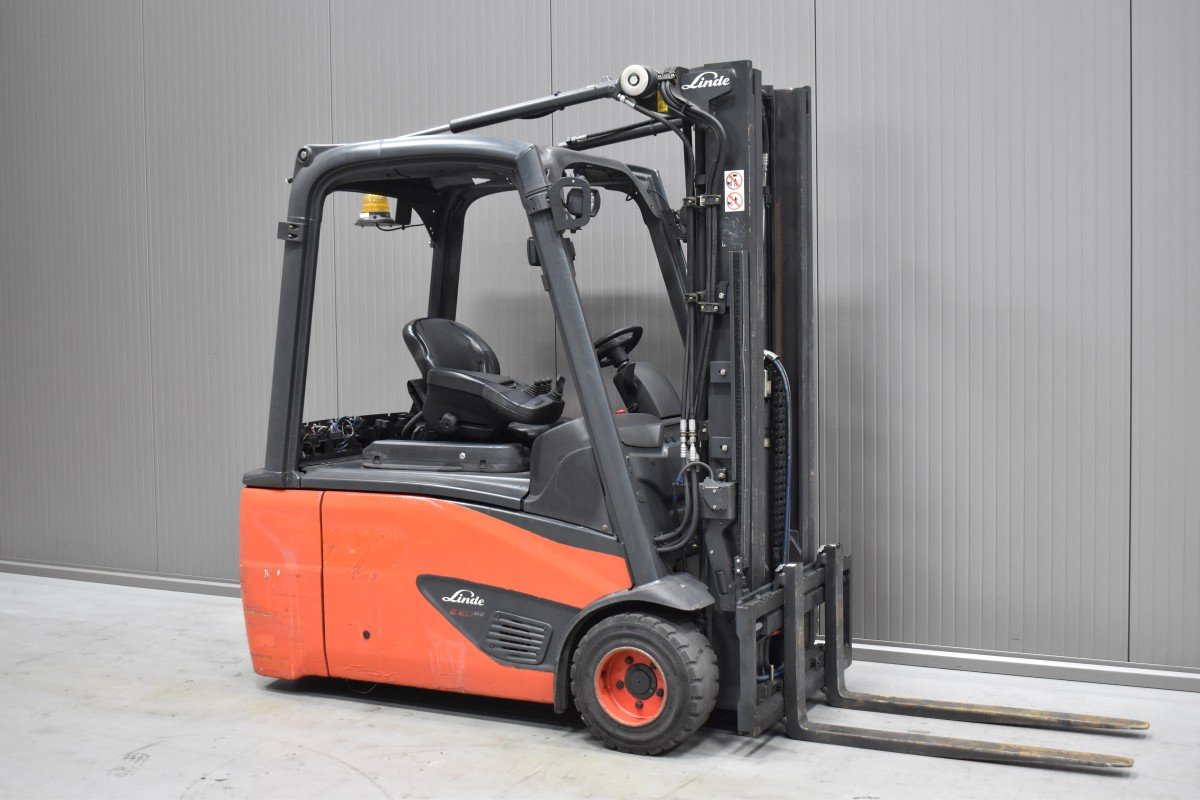 Gabelstapler Gebraucht kaufen – Linde E 20 L - 02 mit Elektro in Österreich