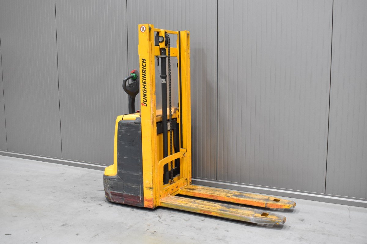 Gabelstapler Gebraucht kaufen – Jungheinrich EJC 110 mit Elektro in Österreich
