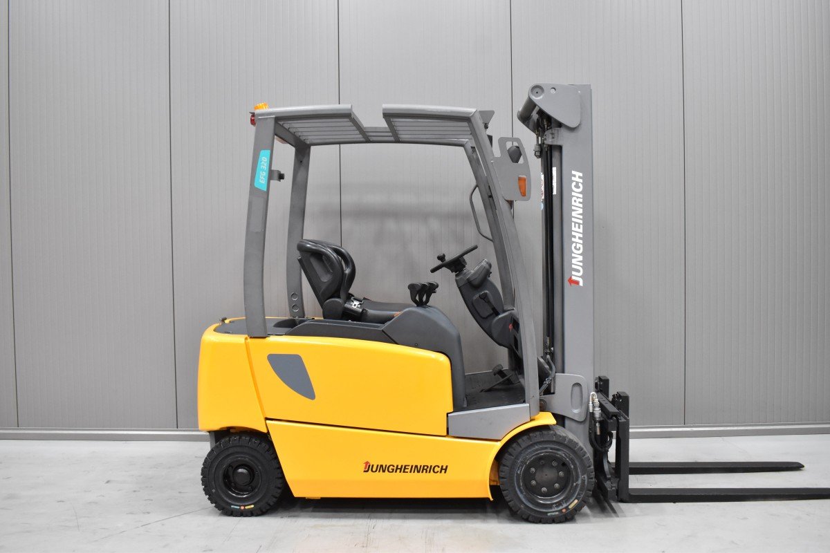 Jungheinrich EFG 320 N – Bild 2
