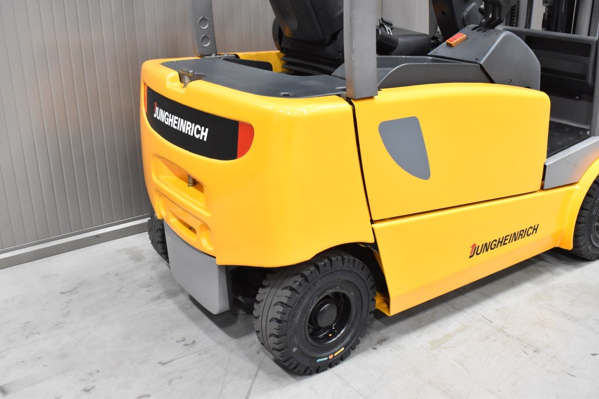Jungheinrich EFG 320 N – Bild 7