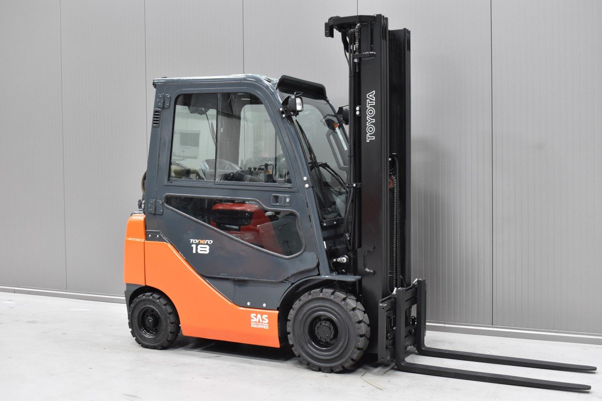 Gabelstapler Gebraucht kaufen – Toyota 06-8FG18F mit Gas in Österreich