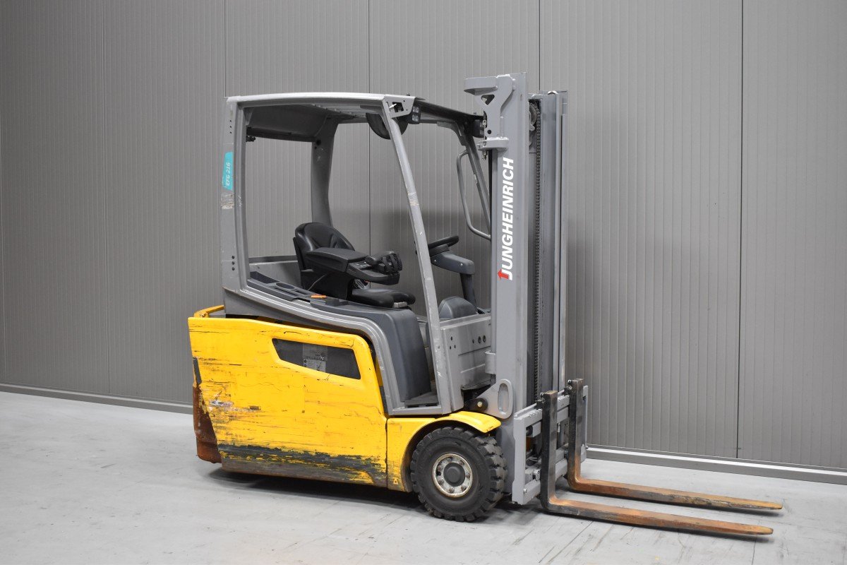 Gabelstapler Gebraucht kaufen – Jungheinrich EFG 216 mit Elektro in Österreich