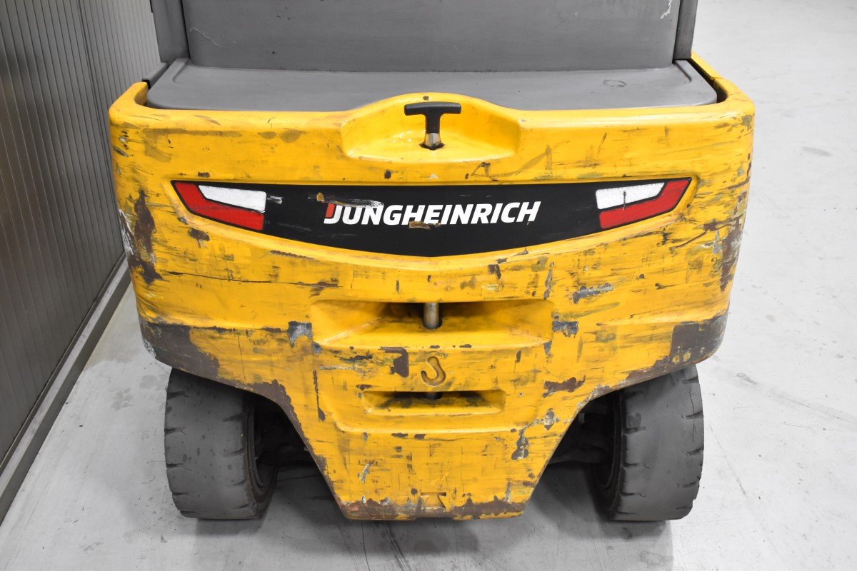 Jungheinrich EFG 320 – Bild 8