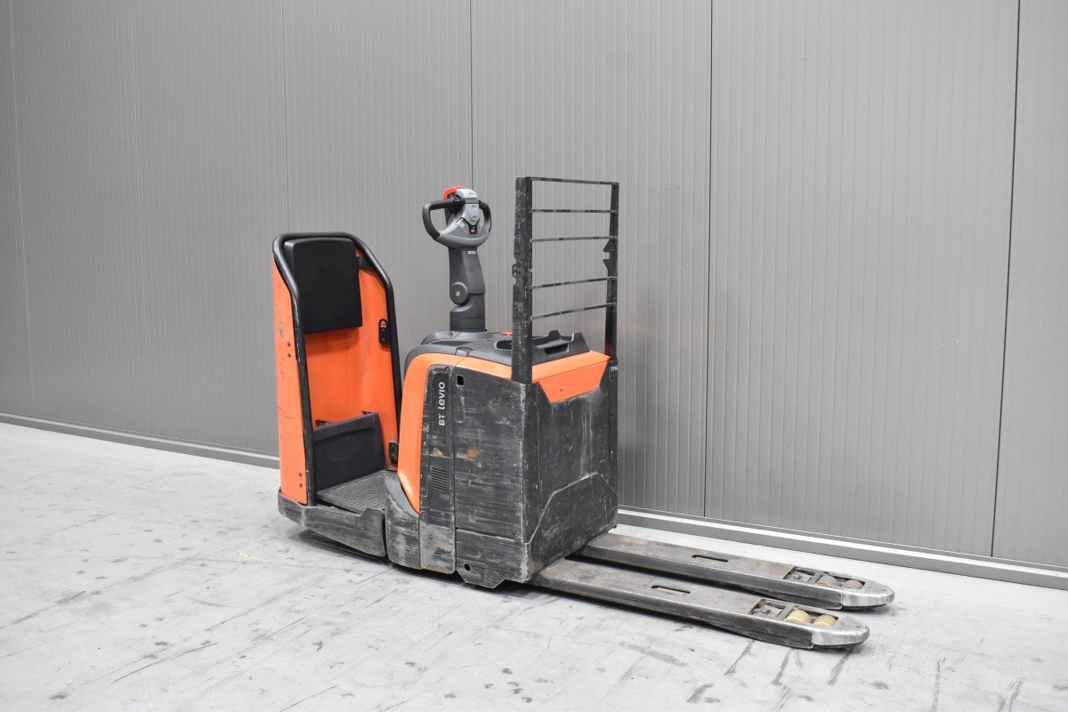 Gabelstapler Gebraucht kaufen – Toyota LPE 200 mit Elektro in Österreich