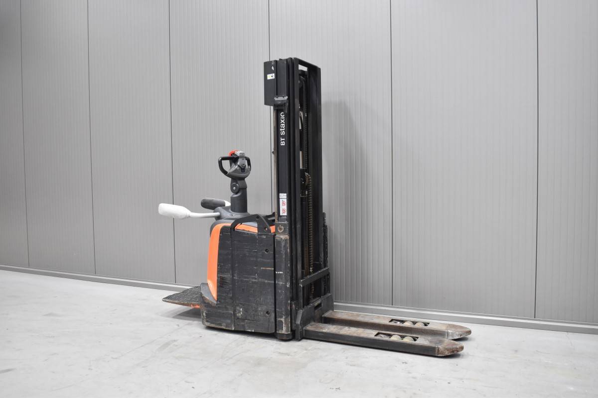 Toyota SPE 120L Gebrauchtstapler Kaufen