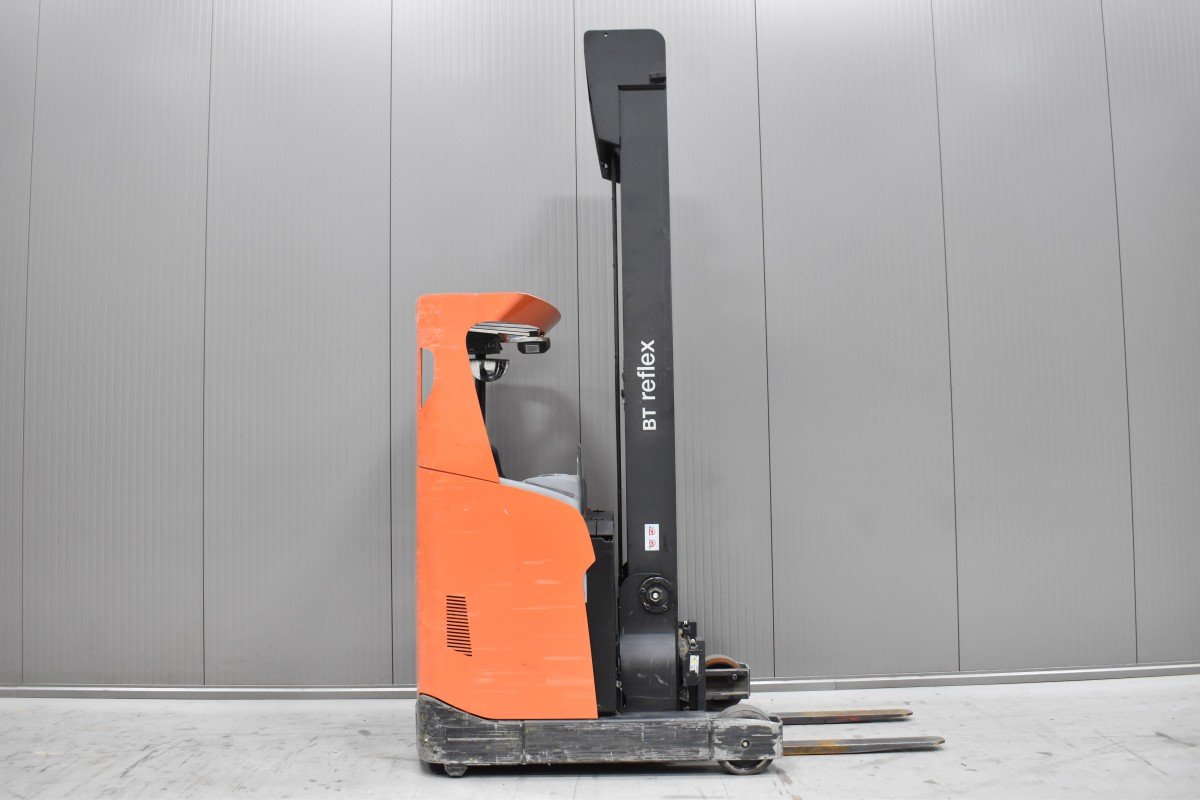 Toyota RRE 140 H – Bild 2