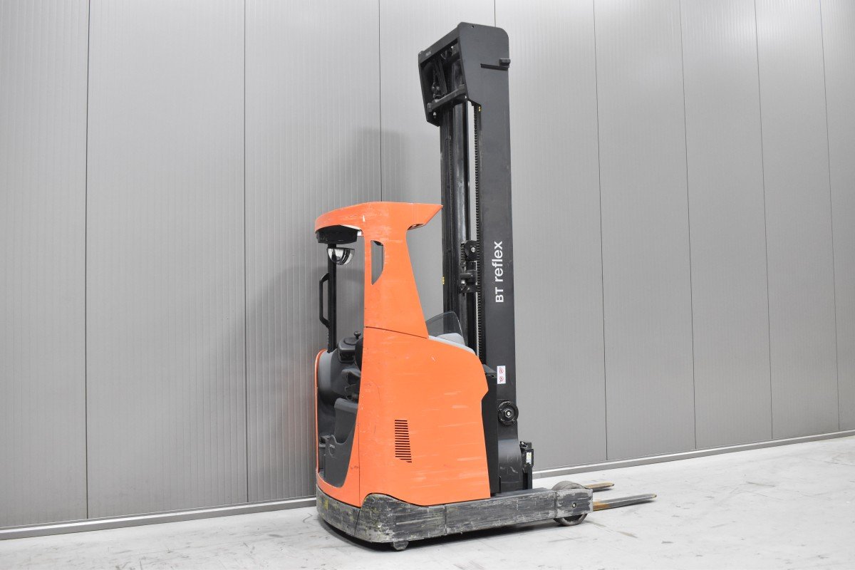 Toyota RRE 140 H – Bild 3