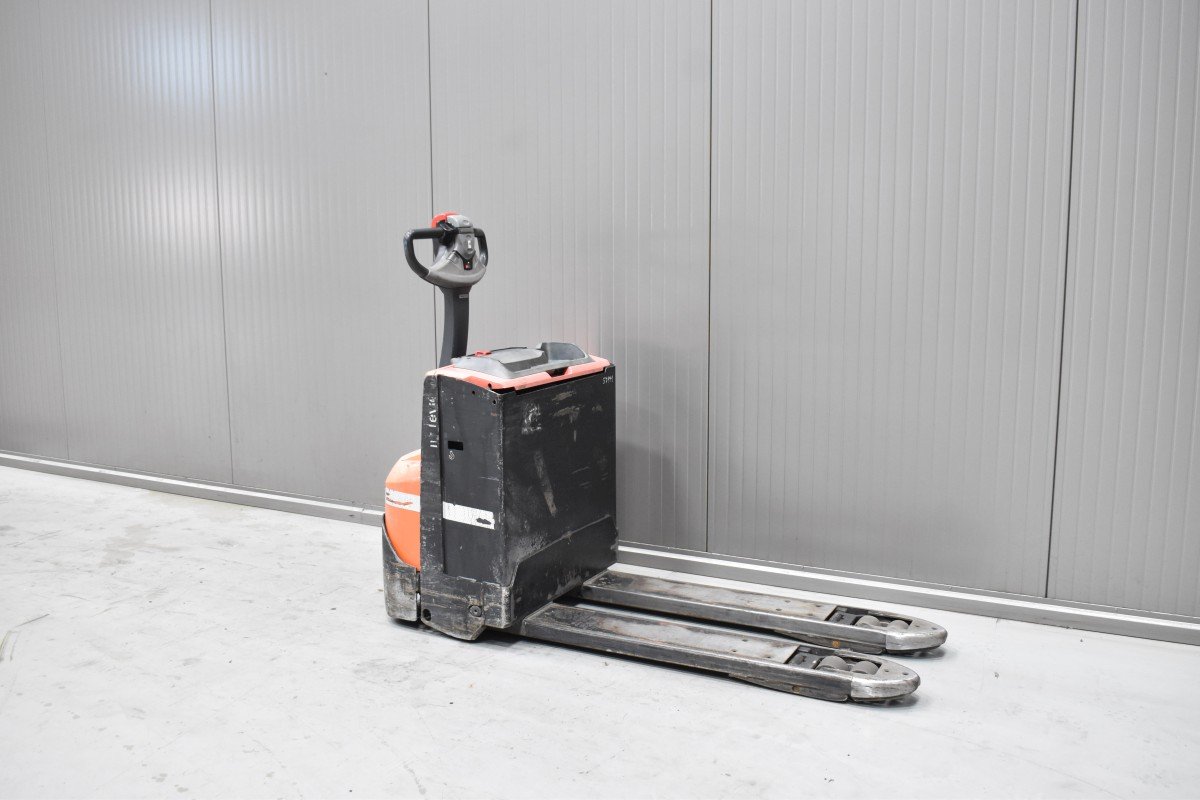 Toyota LWE 200 Gebrauchtstapler Kaufen