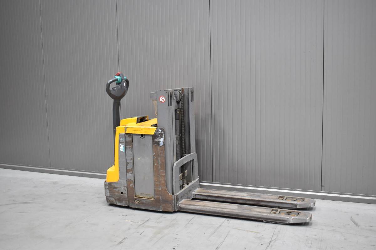 Jungheinrich EJD 220 Gebrauchtstapler Kaufen