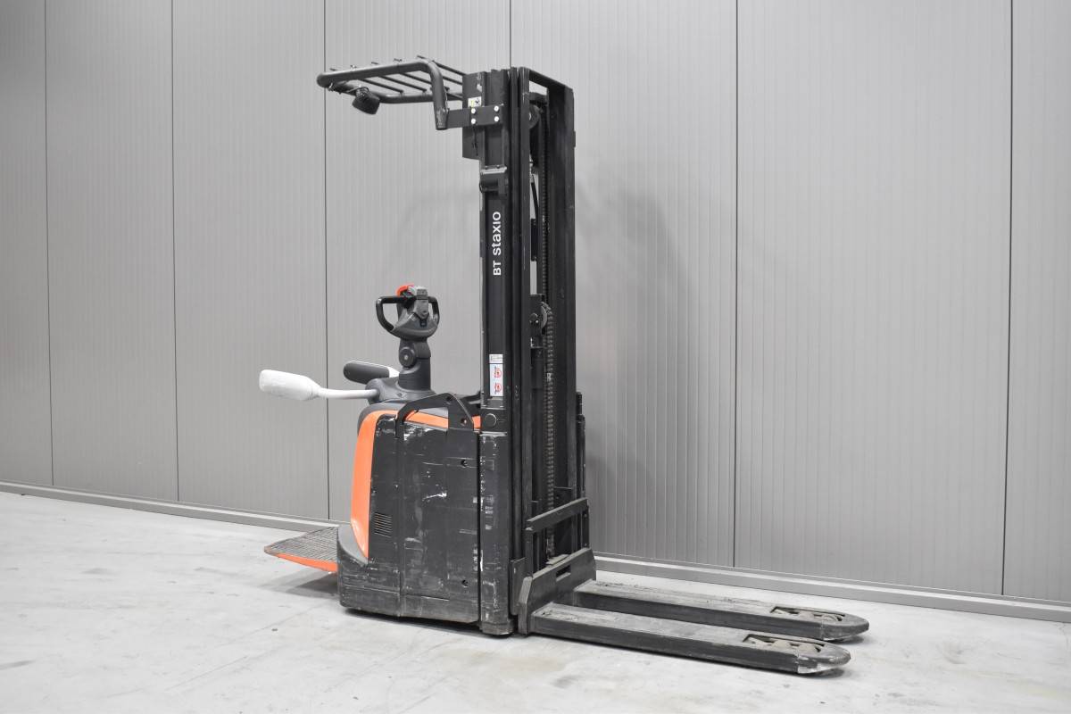 Toyota SPE 120L Gebrauchtstapler Kaufen