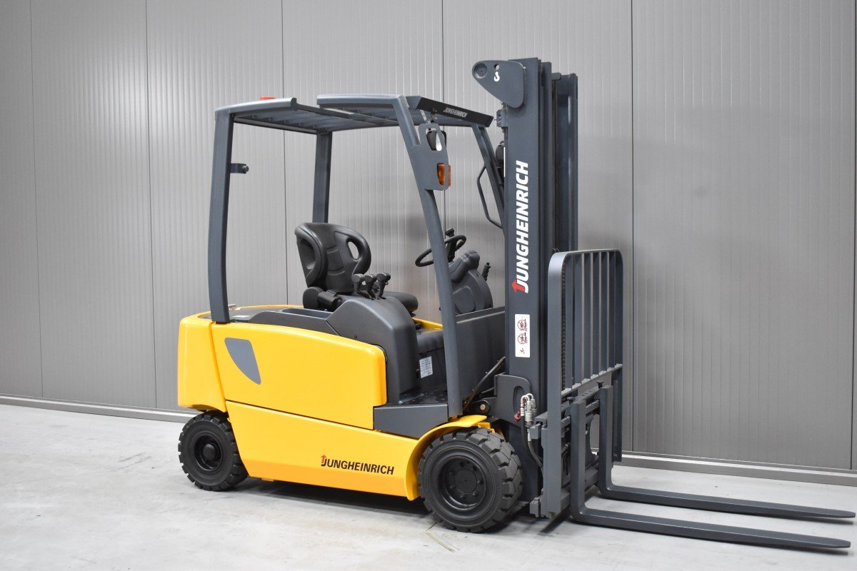 Gabelstapler Gebraucht kaufen – Jungheinrich EFG 320 N mit Elektro in Österreich