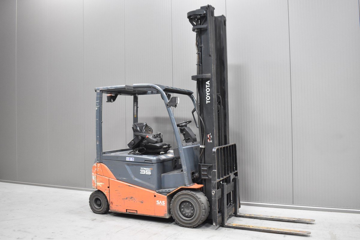 Gabelstapler Gebraucht kaufen – Toyota 8FBMT35 mit Elektro in Österreich