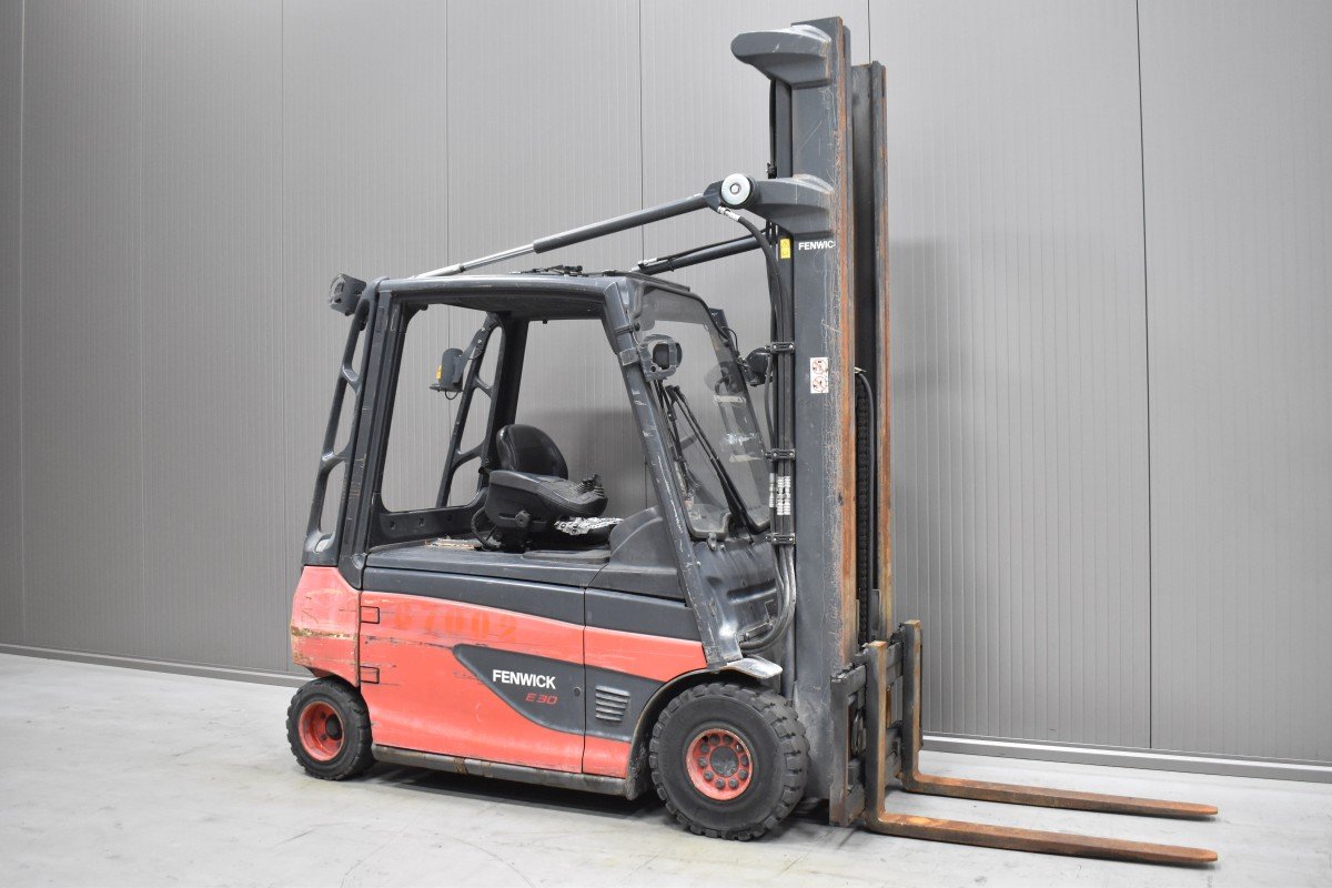 Gabelstapler Gebraucht kaufen – Linde E 30 L - 01 mit Elektro in Österreich