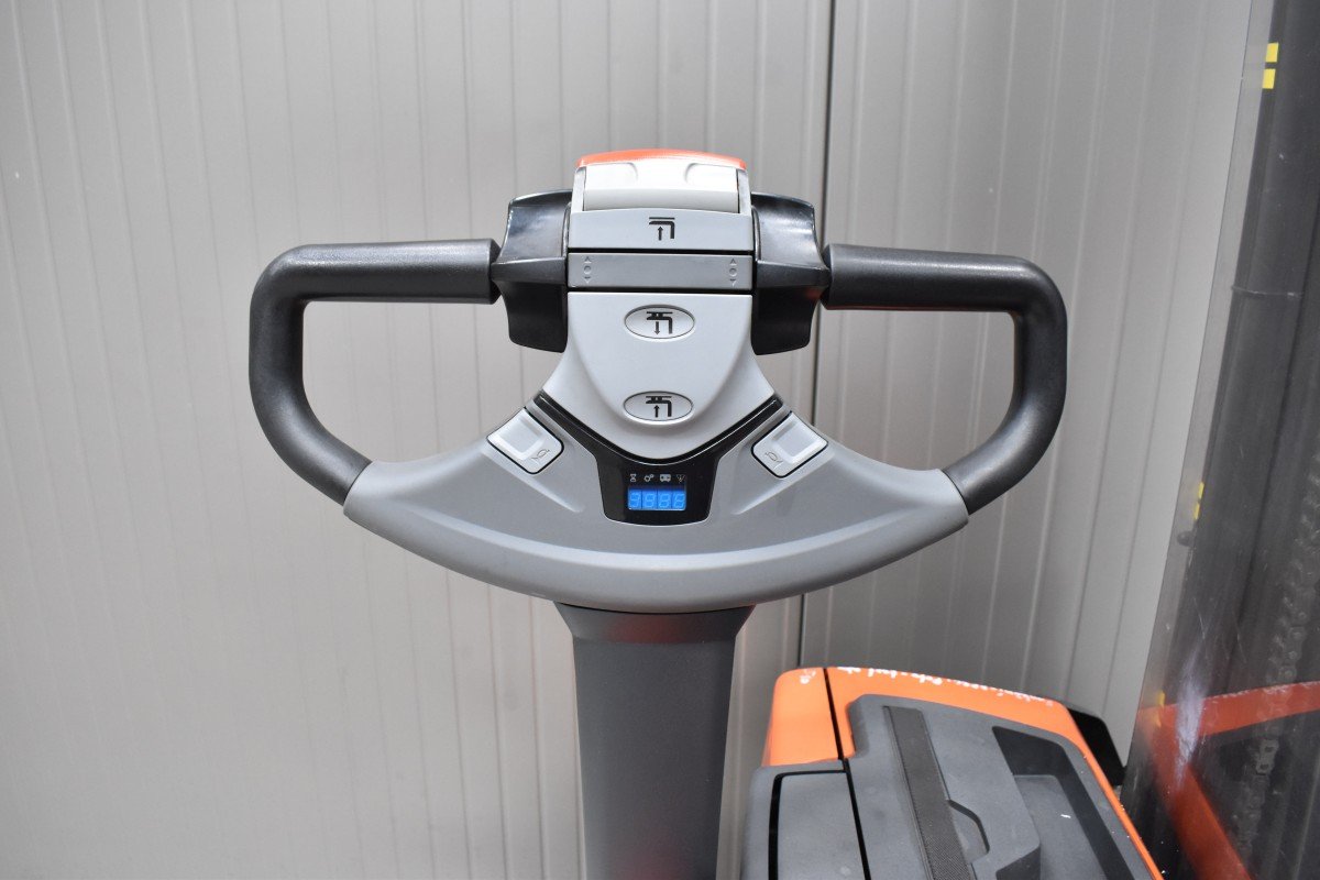 Toyota SWE 140L – Bild 5