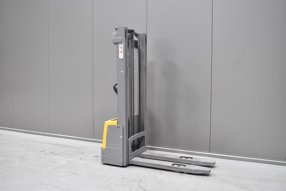 Gabelstapler Gebraucht kaufen – Jungheinrich EJC M10 mit Elektro in Österreich