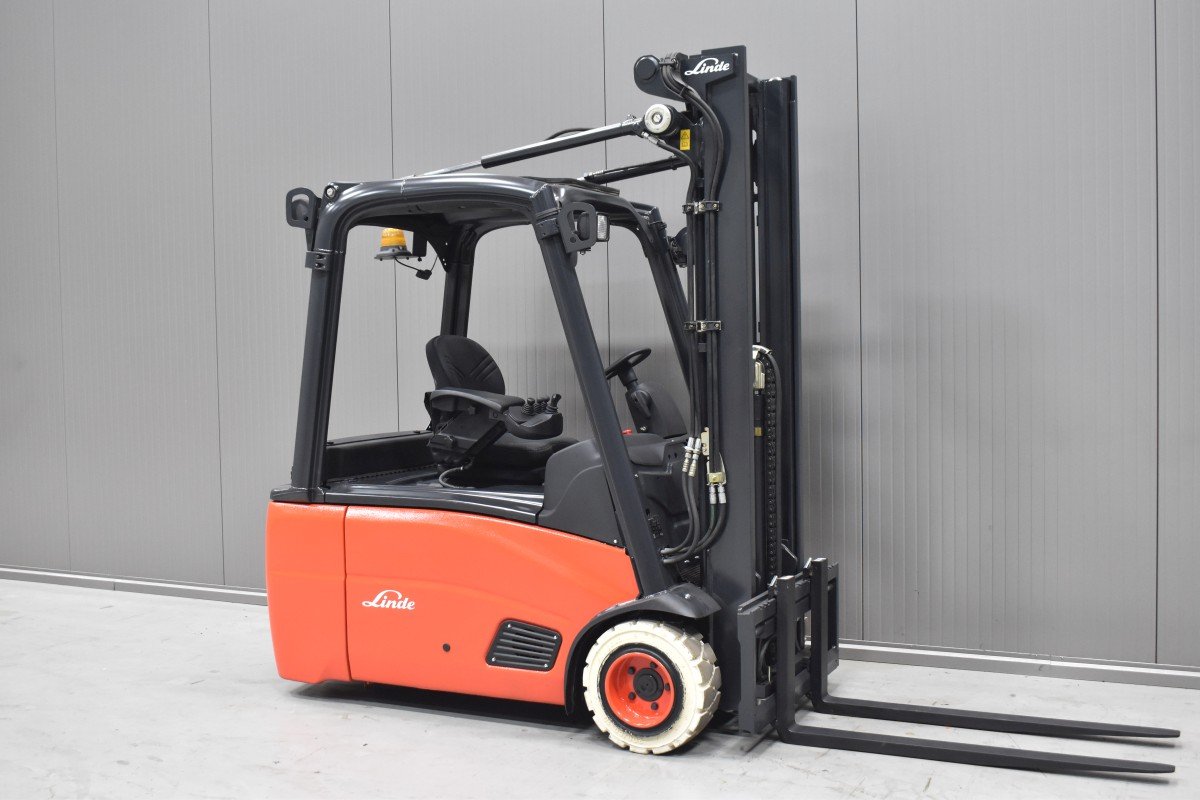 Gabelstapler Gebraucht kaufen – Linde E 20 L-01 mit Elektro in Österreich