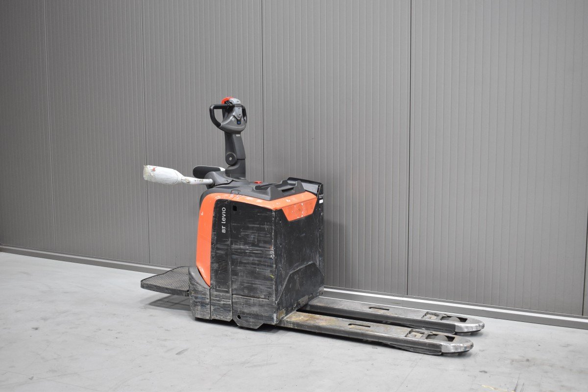 Gabelstapler Gebraucht kaufen – Toyota LPE 200 mit Elektro in Österreich