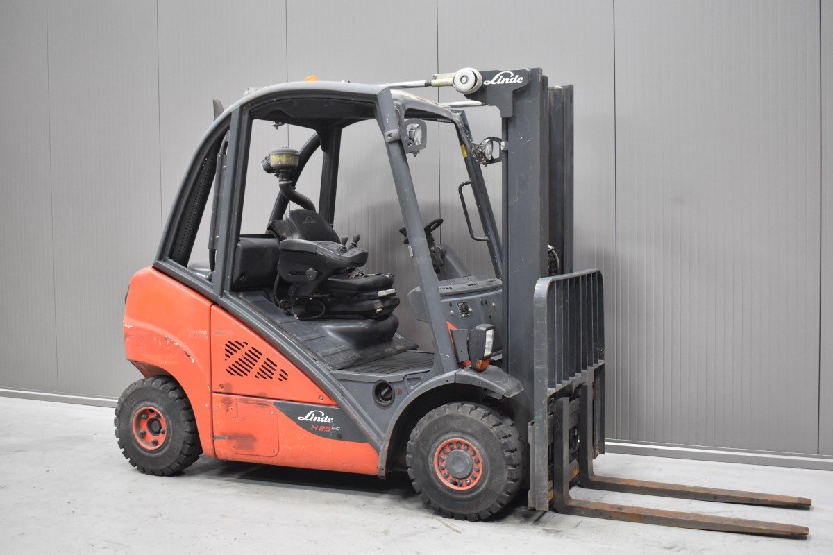 Gabelstapler Gebraucht kaufen – Linde H 25 D - 02 mit Diesel in Österreich