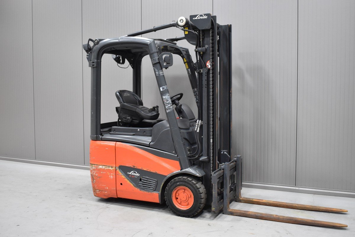 Gabelstapler Gebraucht kaufen – Linde E 12 - 02 mit Elektro in Österreich