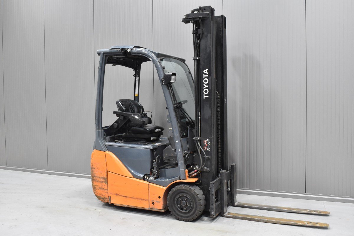 Gabelstapler Gebraucht kaufen – Toyota 8FBET15 mit Elektro in Österreich