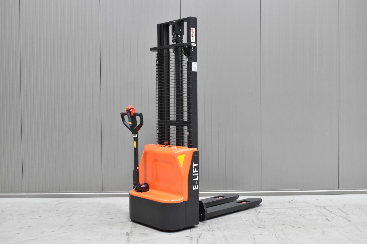 Gabelstapler Gebraucht kaufen – Noblelift PSE 15 L mit Elektro in Österreich