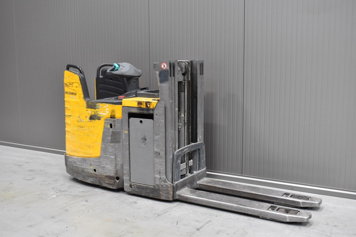 Gabelstapler Gebraucht kaufen – Jungheinrich ERD 220 mit Elektro in Österreich