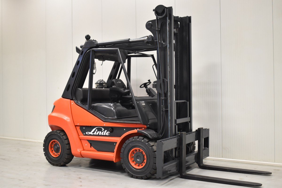 Gabelstapler Gebraucht kaufen – Linde H 70 D-02 mit Diesel in Österreich
