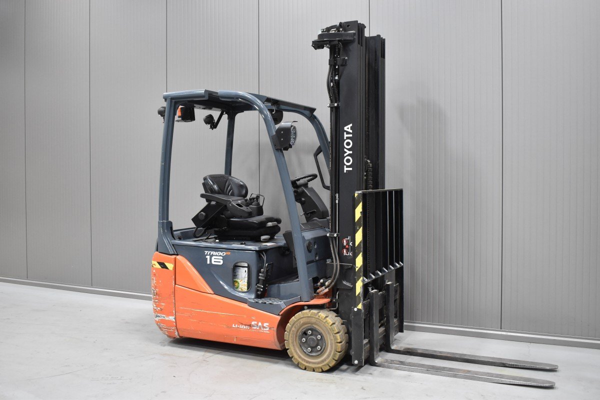 Gabelstapler Gebraucht kaufen – Toyota 8FBEK16T mit Elektro in Österreich