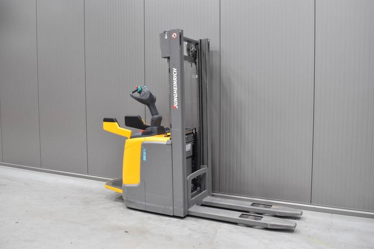 Gabelstapler Gebraucht kaufen – Jungheinrich ERC 214 mit Elektro in Deutschland