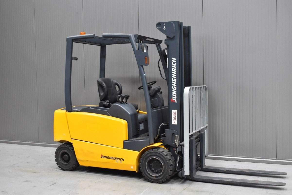 Gabelstapler Gebraucht kaufen – Jungheinrich EFG 320 N mit Elektro in Österreich