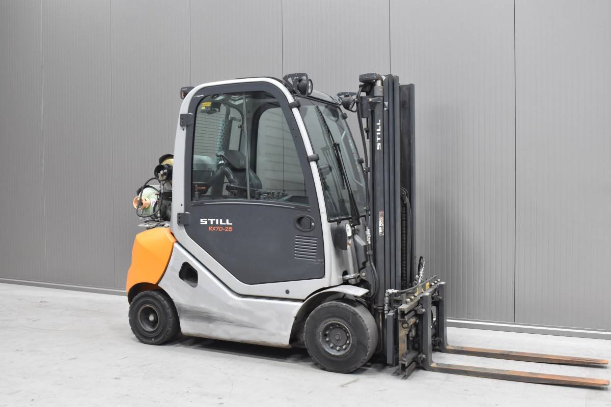 Gabelstapler Gebraucht kaufen – Still RX 70-25 T mit Gas in Österreich