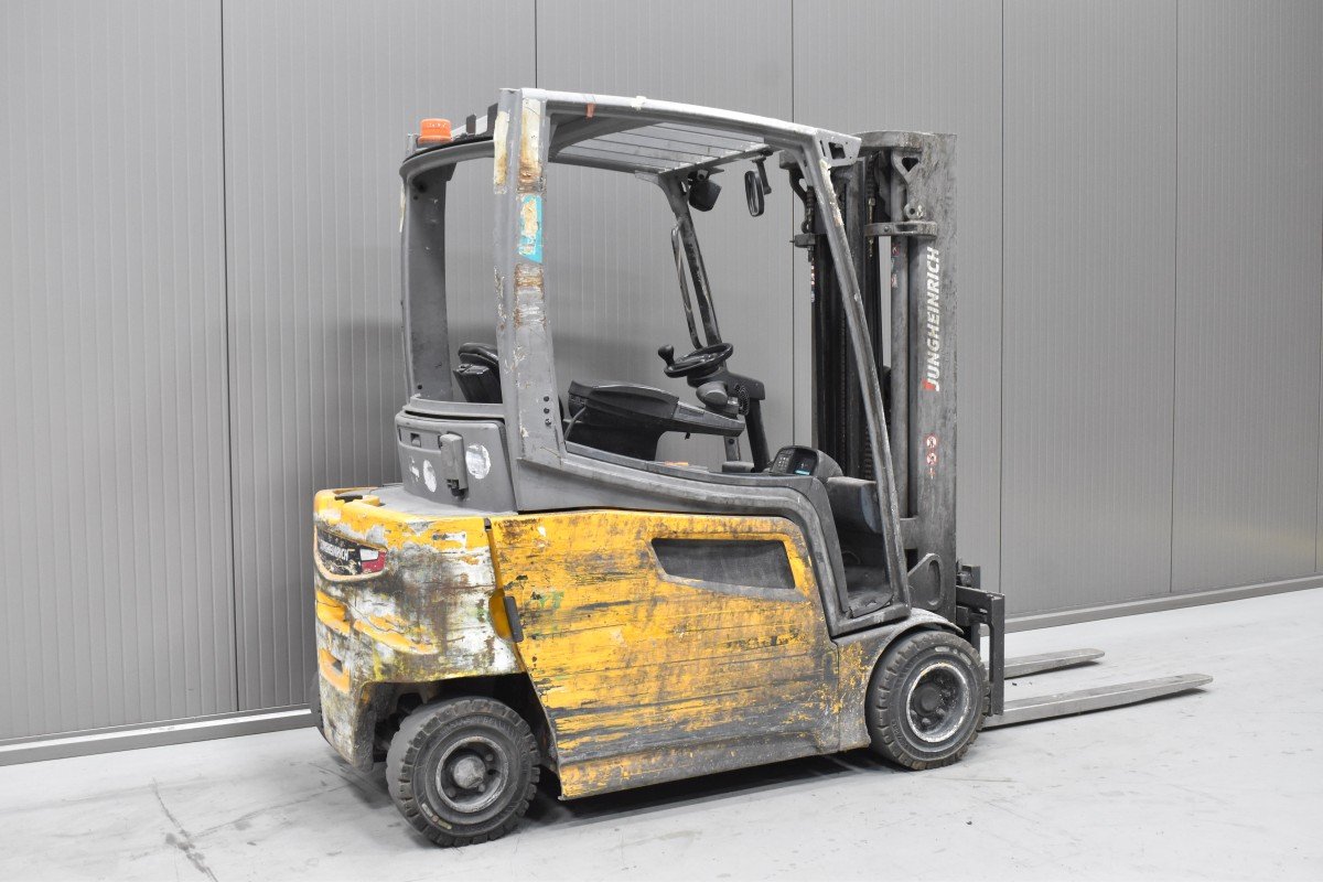 Jungheinrich EFG 320 – Bild 3