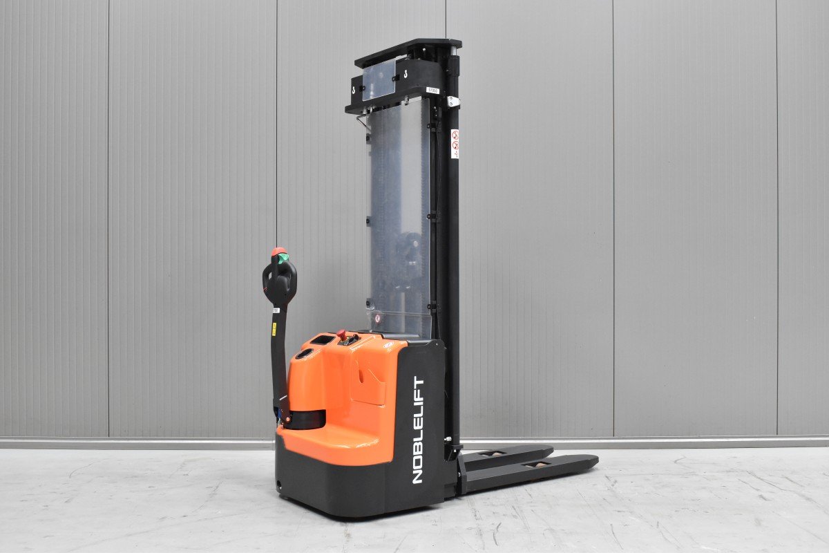 Gabelstapler Gebraucht kaufen – Noblelift PS 16 L mit Elektro in Österreich