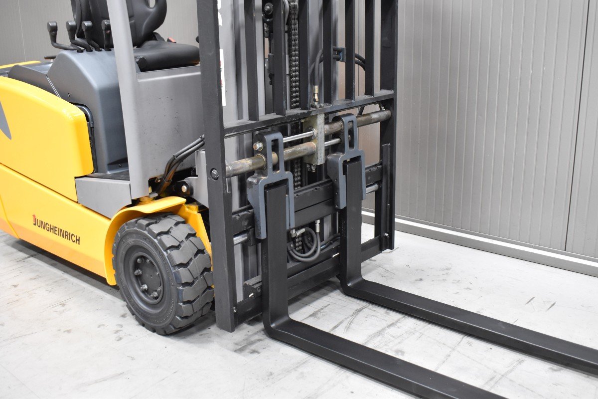 Jungheinrich EFG 216 kn – Bild 5