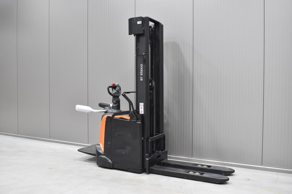 Gabelstapler Gebraucht kaufen – Toyota SPE 160 mit Elektro in Österreich