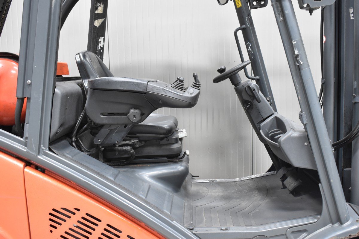 Linde H 35 T - 02 – Bild 4