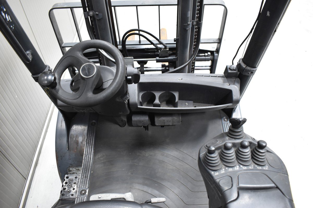 Linde H 35 T - 02 – Bild 6