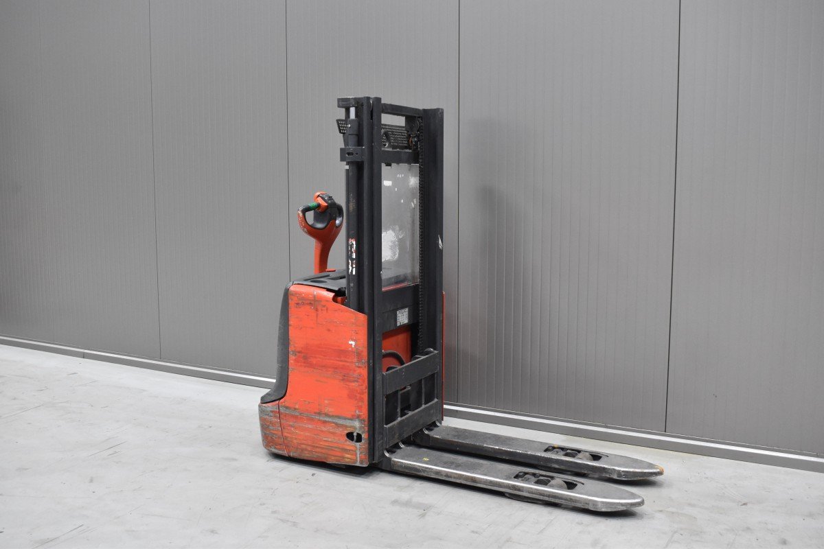 Gabelstapler Gebraucht kaufen – Linde L 12 I mit Elektro in Österreich