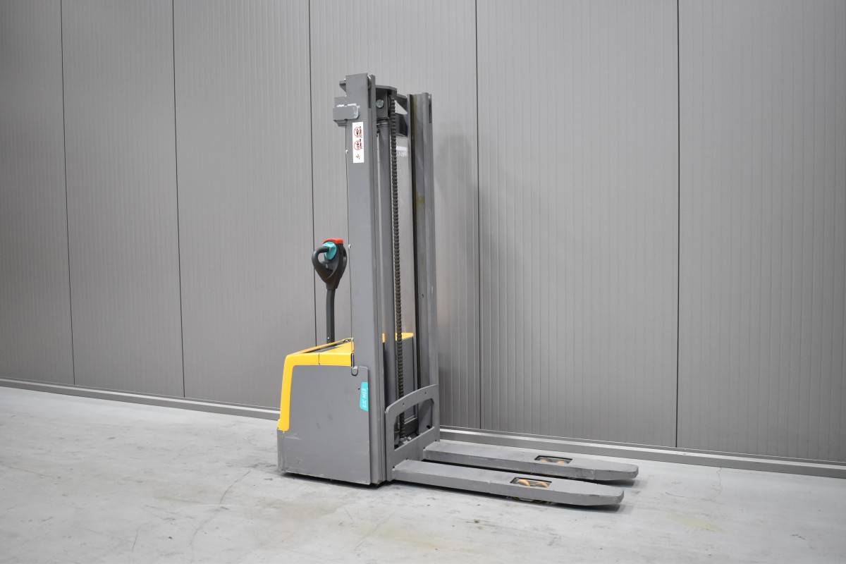 Gabelstapler Gebraucht kaufen – Jungheinrich EJC M13 mit Elektro in Deutschland