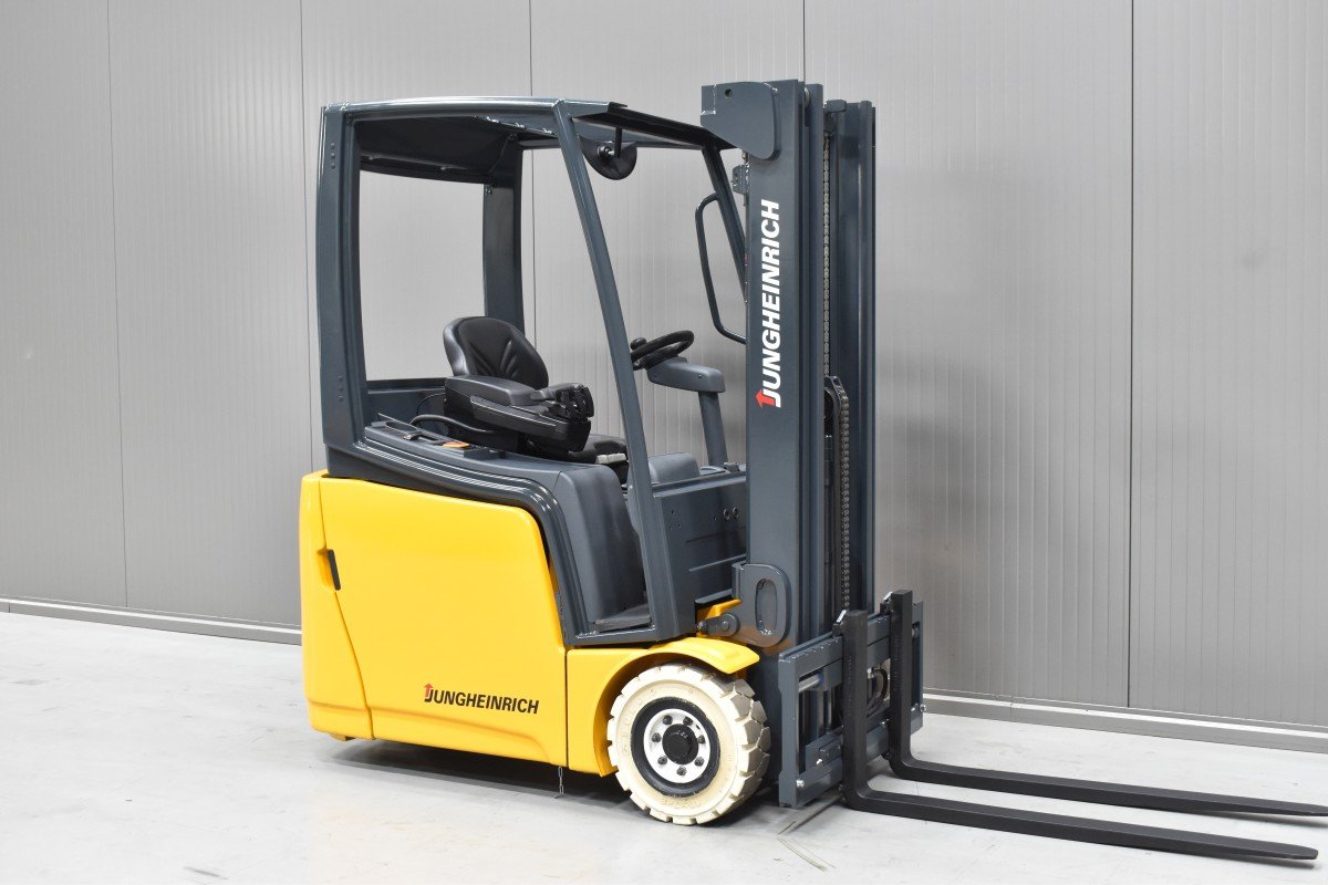 Gabelstapler Gebraucht kaufen – Jungheinrich EFG 215 mit Elektro in Österreich