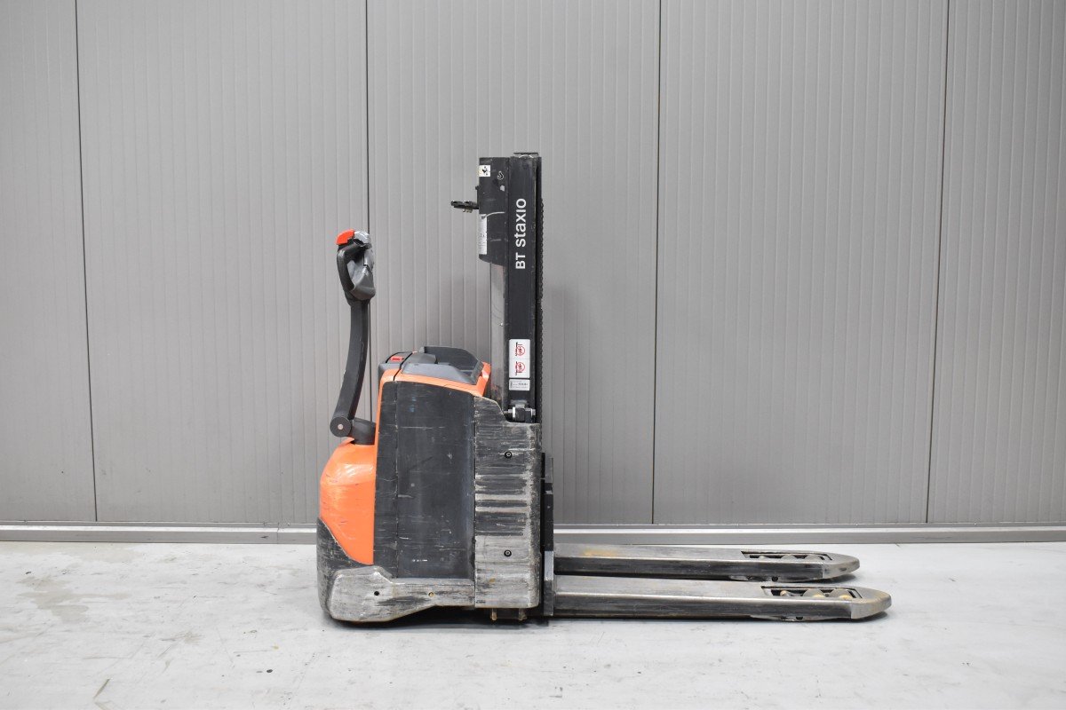 Toyota SWE 200D – Bild 2