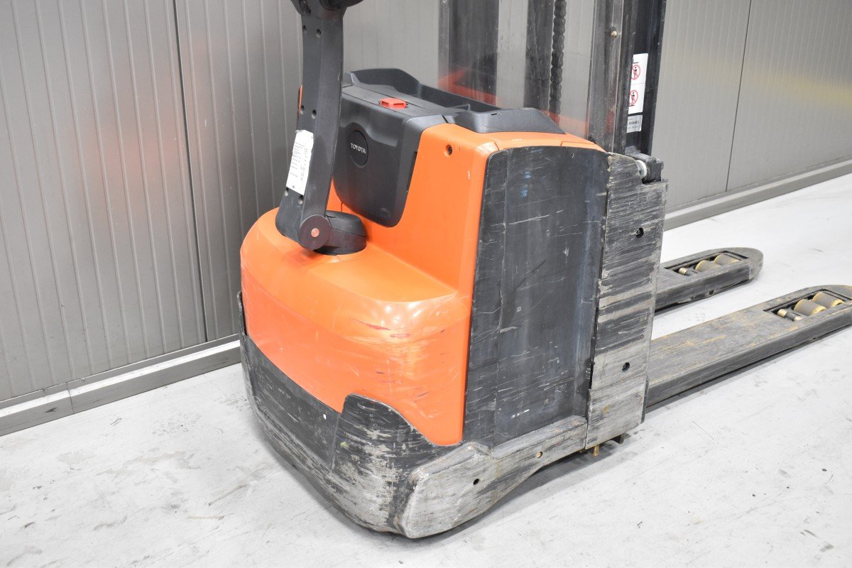 Toyota SWE 200D – Bild 6
