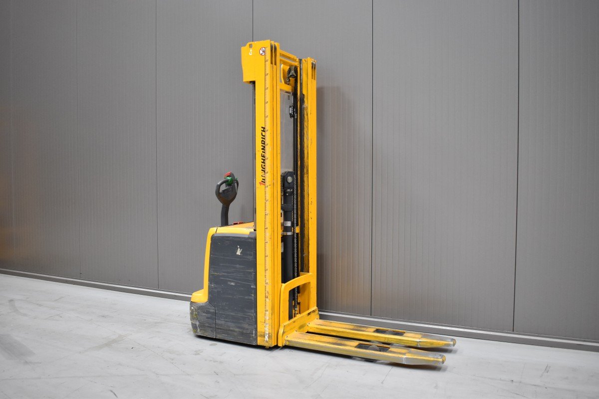 Gabelstapler Gebraucht kaufen – Jungheinrich EJC 214 mit Elektro in Österreich
