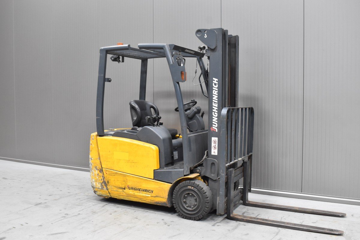 Gabelstapler Gebraucht kaufen – Jungheinrich EFG 216 kn mit Elektro in Österreich