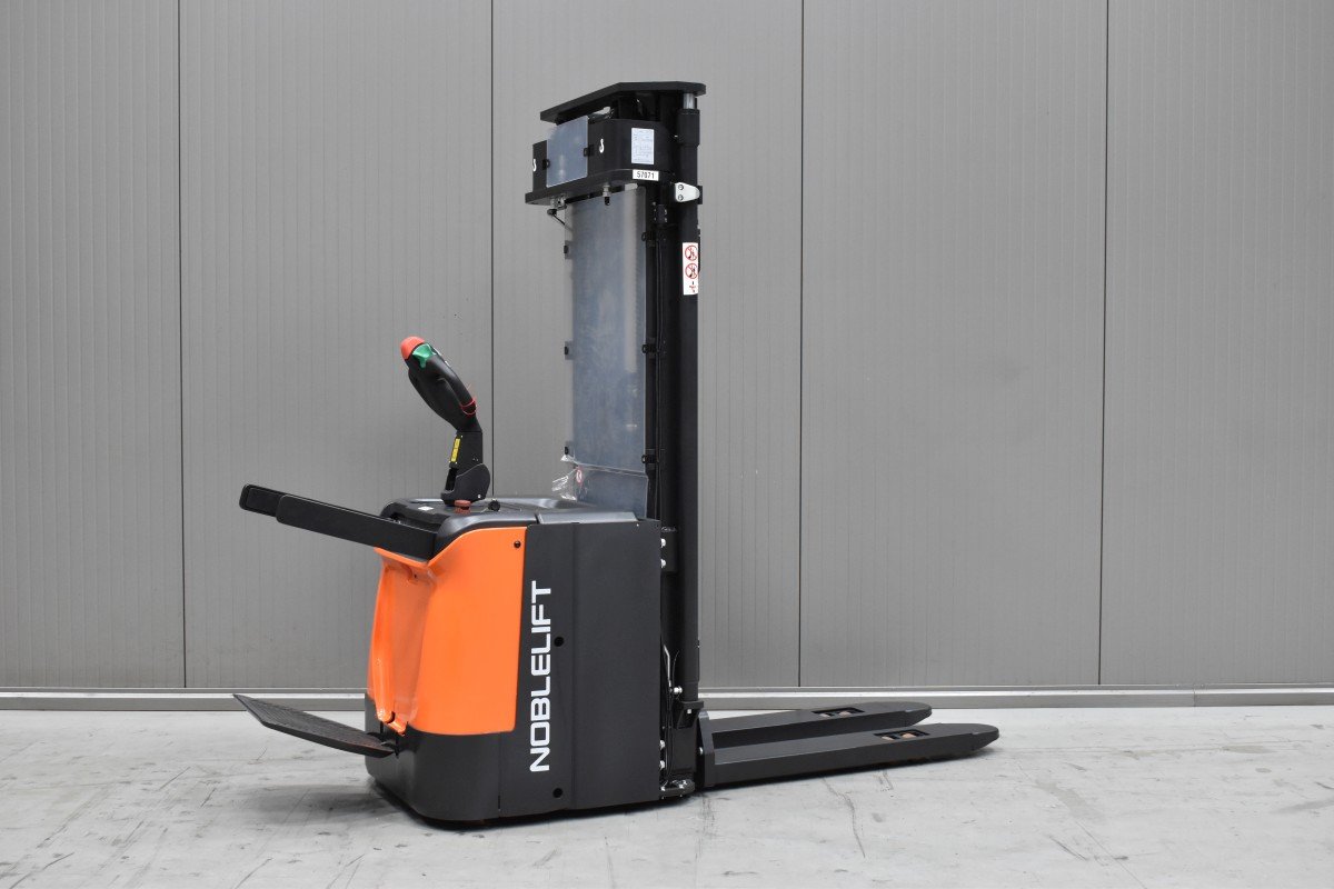 Gabelstapler Gebraucht kaufen – Noblelift PS 16 DN mit Elektro in Österreich