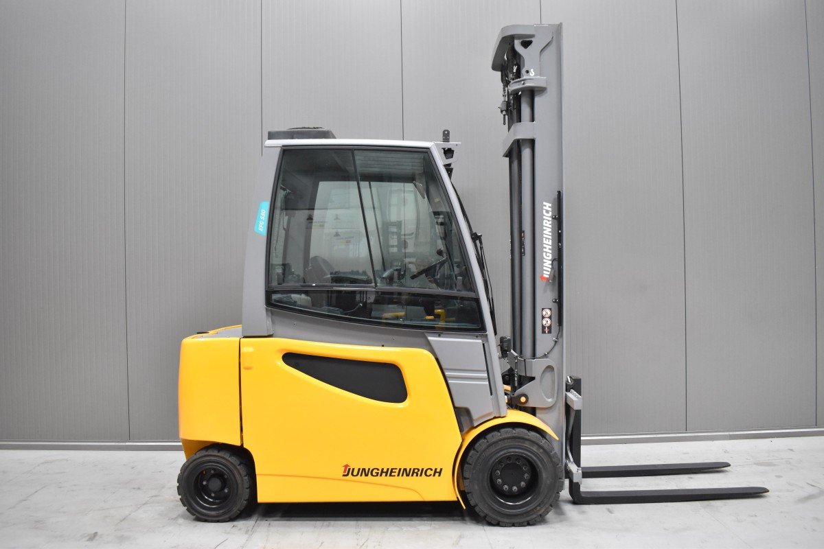 Jungheinrich EFG S 30 – Bild 2