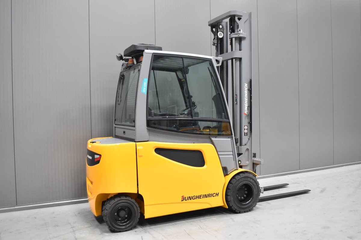 Jungheinrich EFG S 30 – Bild 3