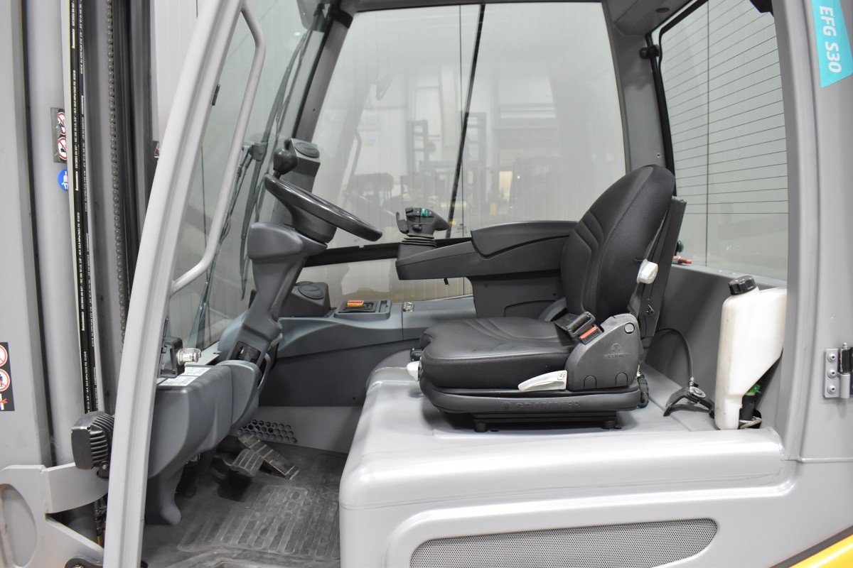 Jungheinrich EFG S 30 – Bild 4