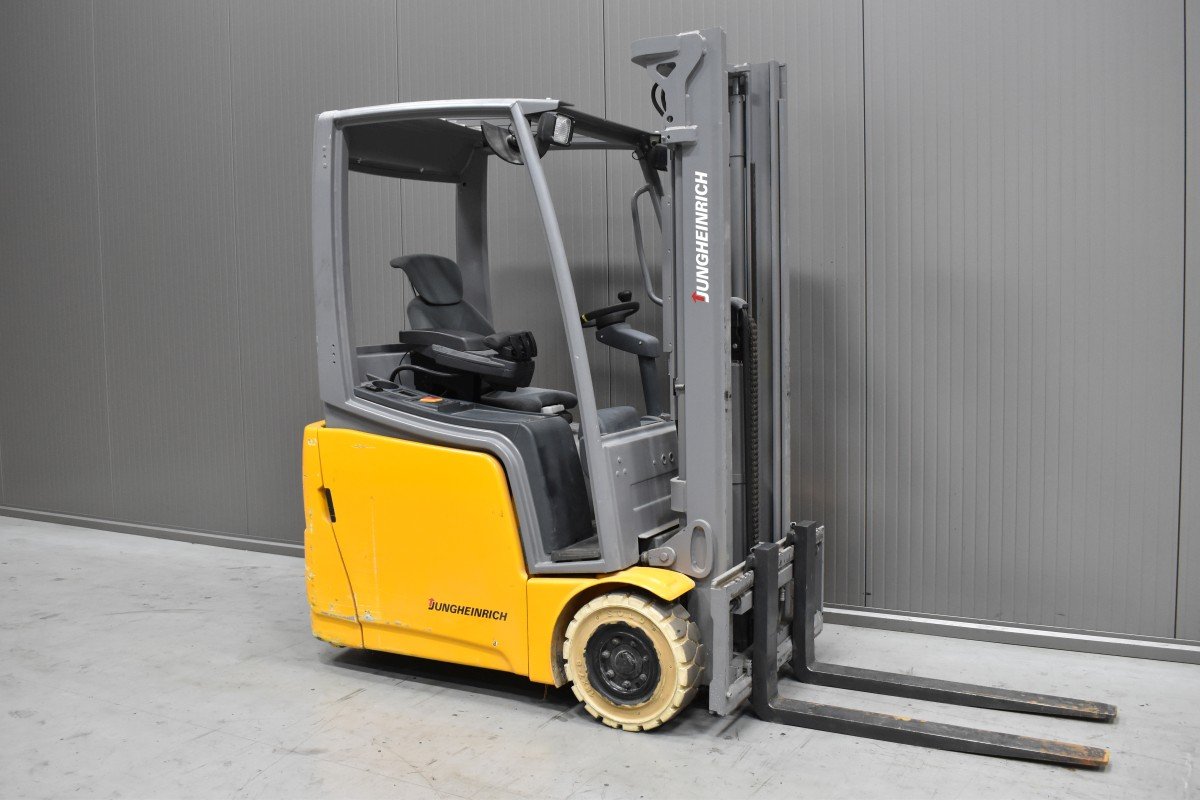 Gabelstapler Gebraucht kaufen – Jungheinrich EFG 215 mit Elektro in Österreich