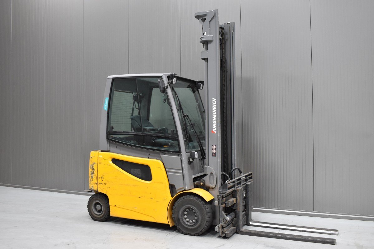 Gabelstapler Gebraucht kaufen – Jungheinrich EFG 425 k mit Elektro in Österreich
